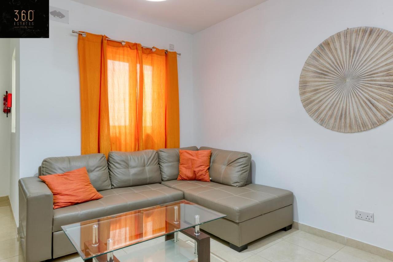 Charming Home Meters From The Seafront With Terrace By 360 Estates St. Paul's Bay Esterno foto