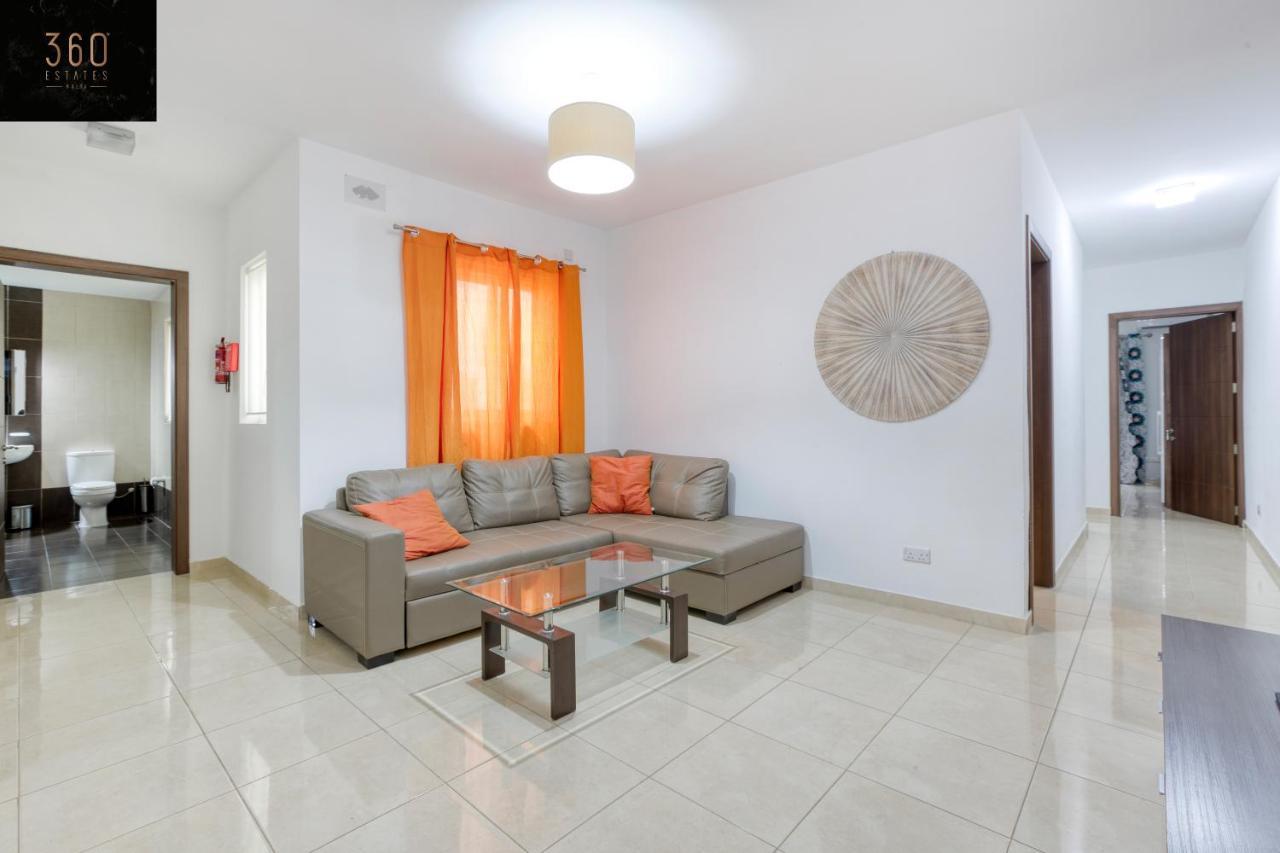 Charming Home Meters From The Seafront With Terrace By 360 Estates St. Paul's Bay Esterno foto