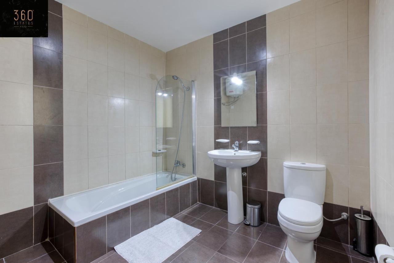 Charming Home Meters From The Seafront With Terrace By 360 Estates St. Paul's Bay Esterno foto
